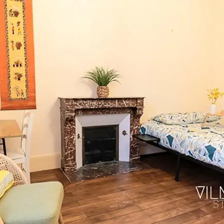 L'envolee Sur Cour, T2 Apartment