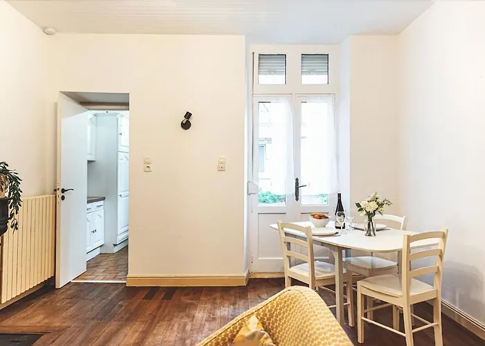 L'envolee Sur Cour, T2 Apartament *