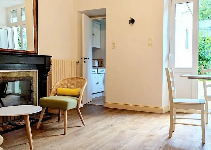 L'envolee Sur Cour, T2 Apartament